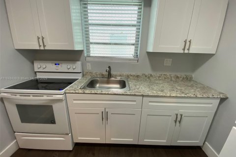 Apartment in Miami Beach, Florida 39.02 sq.m. № 1855082 - photo 6