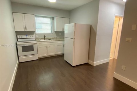 Apartment in Miami Beach, Florida 39.02 sq.m. № 1855082 - photo 7