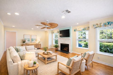 House in Bradenton, Florida 4 bedrooms, 188.22 sq.m. № 2150384 - photo 8