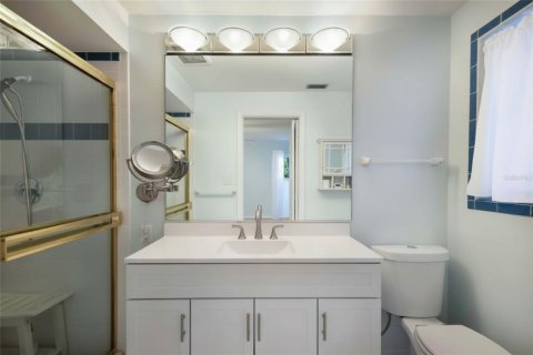 House in Bradenton, Florida 4 bedrooms, 188.22 sq.m. № 2150384 - photo 15