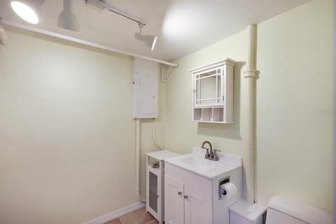 House in Bradenton, Florida 4 bedrooms, 188.22 sq.m. № 2150384 - photo 24