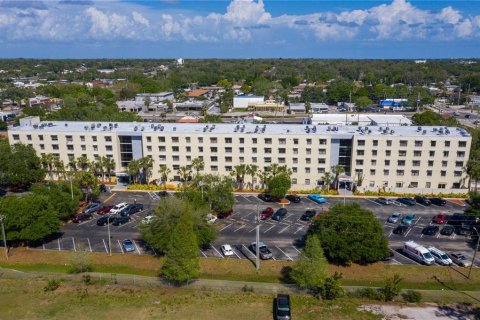 Condominio en alquiler en Clearwater, Florida, 2 dormitorios, 90.12 m2 № 2106066 - foto 9