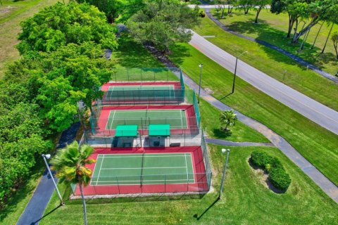 Condo in Delray Beach, Florida, 2 bedrooms  № 1104342 - photo 1