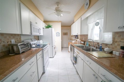 Villa ou maison à vendre à Summerfield, Floride: 2 chambres, 93.65 m2 № 1898627 - photo 18