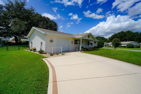 Villa ou maison à vendre à Summerfield, Floride: 2 chambres, 93.65 m2 № 1898627 - photo 2