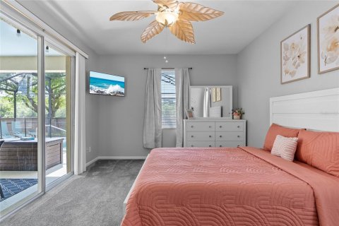 House in Kissimmee, Florida 6 bedrooms, 216.74 sq.m. № 1915948 - photo 24