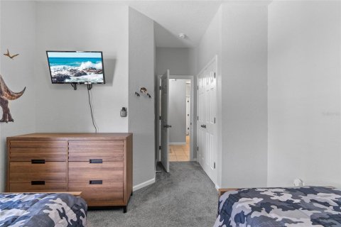 House in Kissimmee, Florida 6 bedrooms, 216.74 sq.m. № 1915948 - photo 9