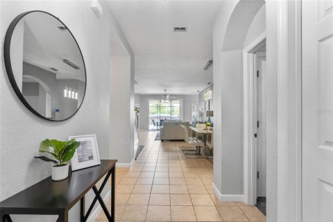 House in Kissimmee, Florida 6 bedrooms, 216.74 sq.m. № 1915948 - photo 15