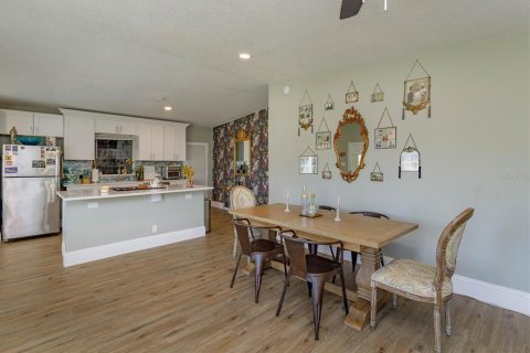 House in Orlando, Florida 3 bedrooms, 114.83 sq.m. № 1734964 - photo 5