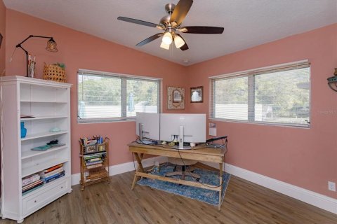 House in Orlando, Florida 3 bedrooms, 114.83 sq.m. № 1734964 - photo 10