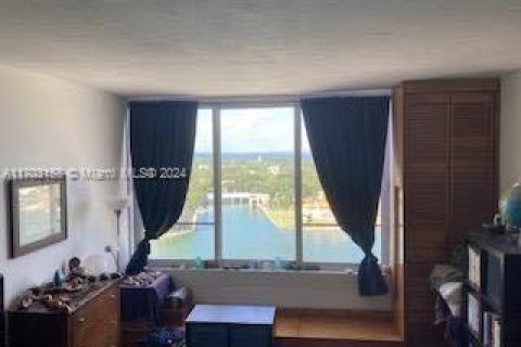 Condominio en venta en Miami Beach, Florida, 1 dormitorio, 97.18 m2 № 1604261 - foto 9