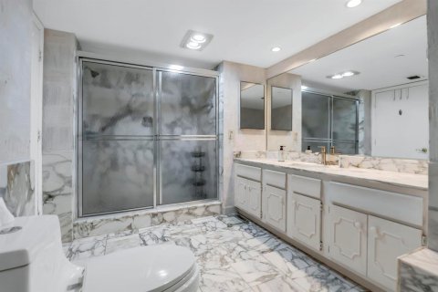 Condo in Boca Raton, Florida, 2 bedrooms  № 2175407 - photo 27