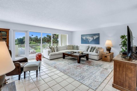 Condo in Boca Raton, Florida, 2 bedrooms  № 2175407 - photo 4