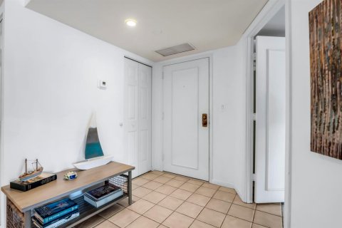Condo in Boca Raton, Florida, 2 bedrooms  № 2175407 - photo 3