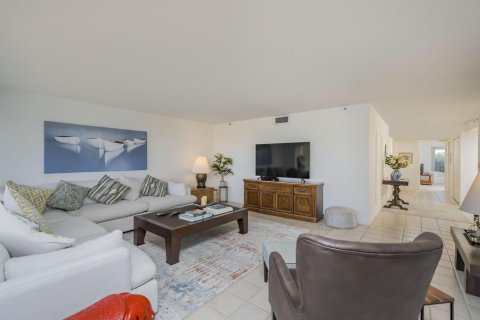 Condo in Boca Raton, Florida, 2 bedrooms  № 2175407 - photo 10
