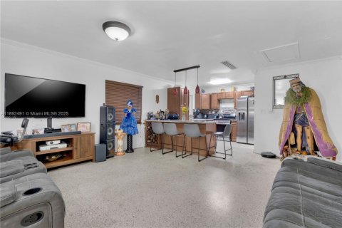 Villa ou maison à vendre à Homestead, Floride: 5 chambres, 141.95 m2 № 1946369 - photo 20