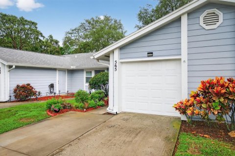 House in Tarpon Springs, Florida 2 bedrooms, 90.67 sq.m. № 1913508 - photo 6
