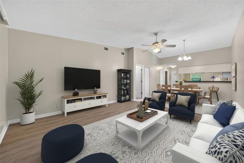 House in Tarpon Springs, Florida 2 bedrooms, 90.67 sq.m. № 1913508 - photo 18