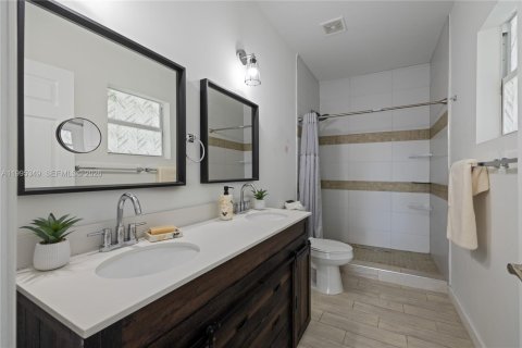 Купить виллу или дом в Майами, Флорида 4 спальни, 173.17м2, № 2064265 - фото 17