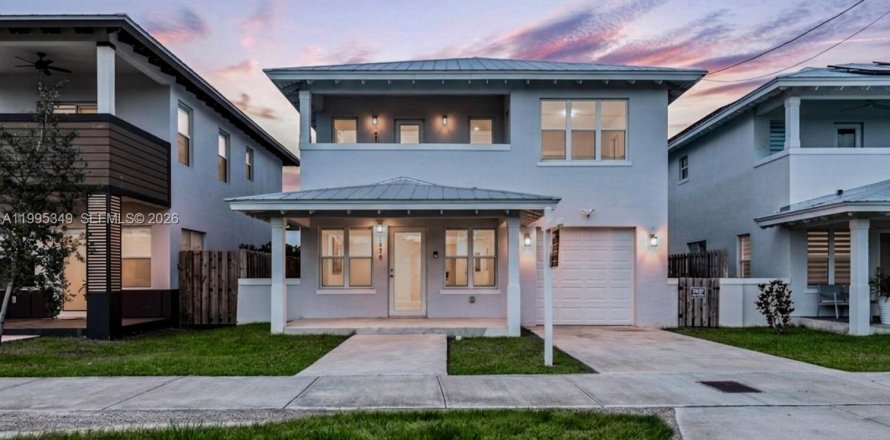 Дом в Майами, Флорида 4 спальни, 173.17м2 № 2064265