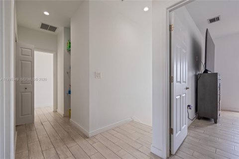 Купить виллу или дом в Майами, Флорида 4 спальни, 173.17м2, № 2064265 - фото 22