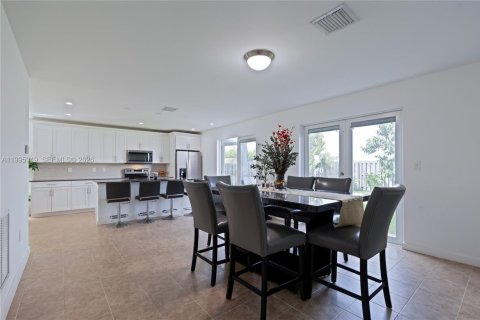 Купить виллу или дом в Майами, Флорида 4 спальни, 173.17м2, № 2064265 - фото 11