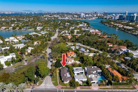 Casa en venta en Miami Beach, Florida, 3 dormitorios, 208.75 m2 № 2033153 - foto 5