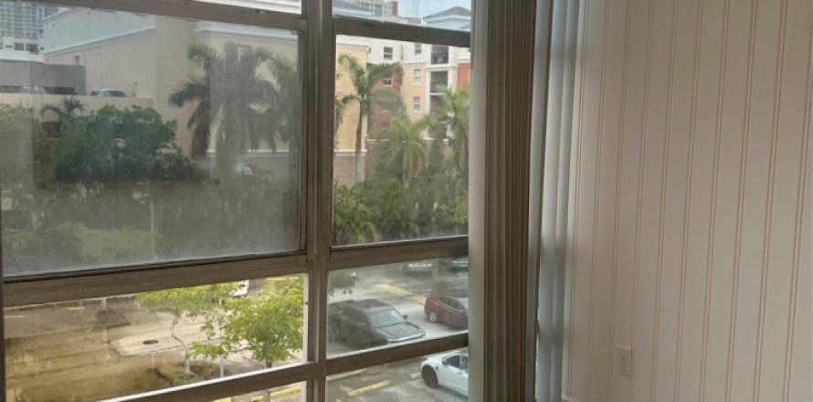 Condo in Sunny Isles Beach, Florida, 1 bedroom  № 1208040