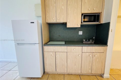 Condo in Davenport, Florida  № 1941795 - photo 5