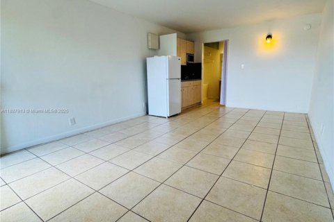 Condo in Davenport, Florida  № 1941795 - photo 3