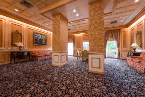 Condo in Hallandale Beach, Florida, 1 bedroom  № 2177738 - photo 22