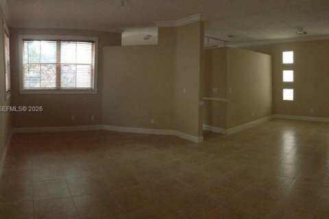 Villa ou maison à louer à Plantation, Floride: 3 chambres, 147.53 m2 № 2038330 - photo 3