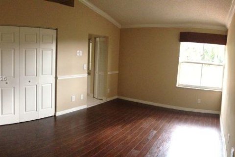 Villa ou maison à louer à Plantation, Floride: 3 chambres, 147.53 m2 № 2038330 - photo 9