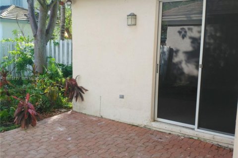 Villa ou maison à louer à Plantation, Floride: 3 chambres, 147.53 m2 № 2038330 - photo 17