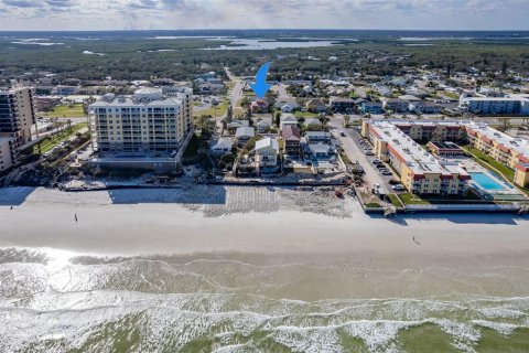 Casa en venta en New Smyrna Beach, Florida, 4 dormitorios, 330.73 m2 № 1523120 - foto 2