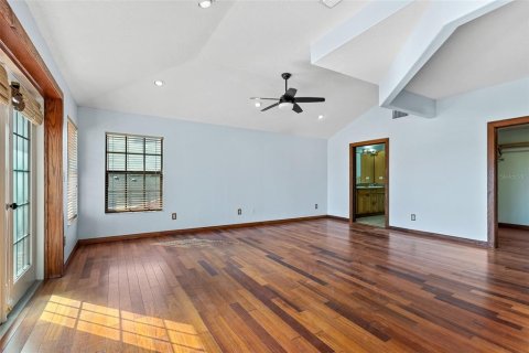 Casa en venta en New Smyrna Beach, Florida, 4 dormitorios, 330.73 m2 № 1523120 - foto 18