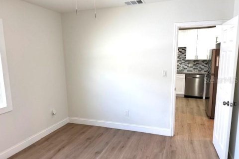 Apartamento en alquiler en Saint Petersburg, Florida, 2 dormitorios, 58.06 m2 № 2117114 - foto 10