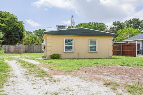 Villa ou maison à vendre à Vero Beach, Floride: 2 chambres, 53.51 m2 № 2085966 - photo 3