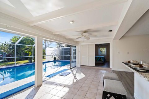 House in Port Charlotte, Florida 3 bedrooms, 165.64 sq.m. № 1518044 - photo 28