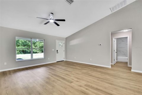Casa en venta en Citrus Springs, Florida, 3 dormitorios, 159.79 m2 № 1852969 - foto 5