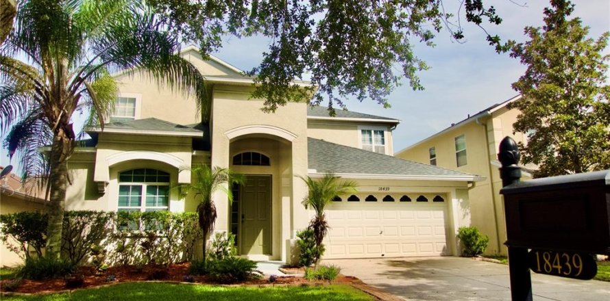 Villa ou maison à Land O' Lakes, Floride 5 chambres, 285.77 m2 № 1807476