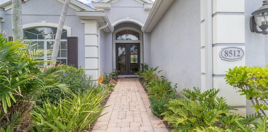 Casa en Bradenton, Florida 3 dormitorios, 243.4 m2 № 2152082