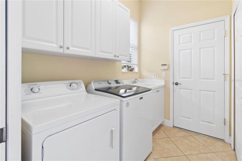 Casa en venta en Bradenton, Florida, 3 dormitorios, 243.4 m2 № 2152082 - foto 24