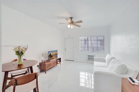 Condo in Miami Beach, Florida  № 1863350 - photo 3