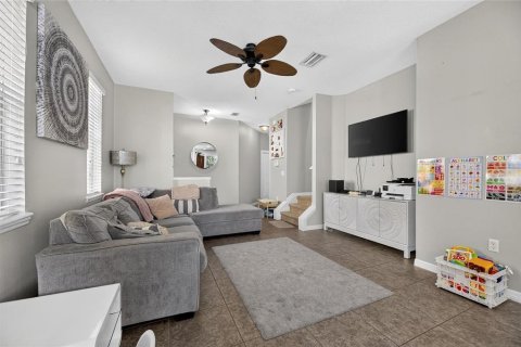 Townhouse in Riverview, Florida 2 bedrooms, 117.06 sq.m. № 2239107 - photo 8