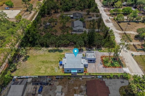 Villa ou maison à vendre à Naples, Floride: 3 chambres, 176.51 m2 № 1978730 - photo 5