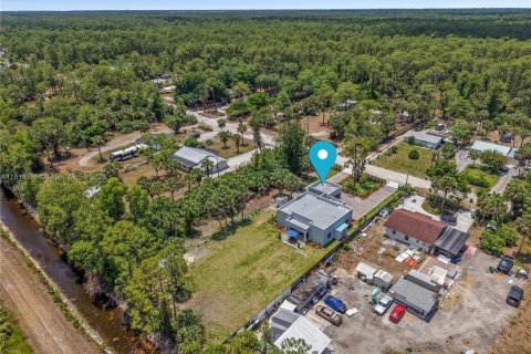 Villa ou maison à vendre à Naples, Floride: 3 chambres, 176.51 m2 № 1978730 - photo 7