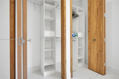 Villa ou maison à vendre à Naples, Floride: 3 chambres, 176.51 m2 № 1978730 - photo 25