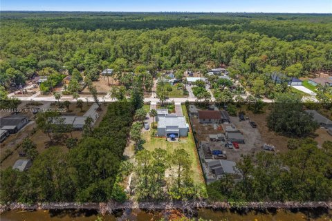 Villa ou maison à vendre à Naples, Floride: 3 chambres, 176.51 m2 № 1978730 - photo 6