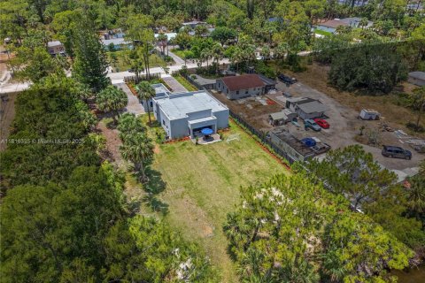 Villa ou maison à vendre à Naples, Floride: 3 chambres, 176.51 m2 № 1978730 - photo 10
